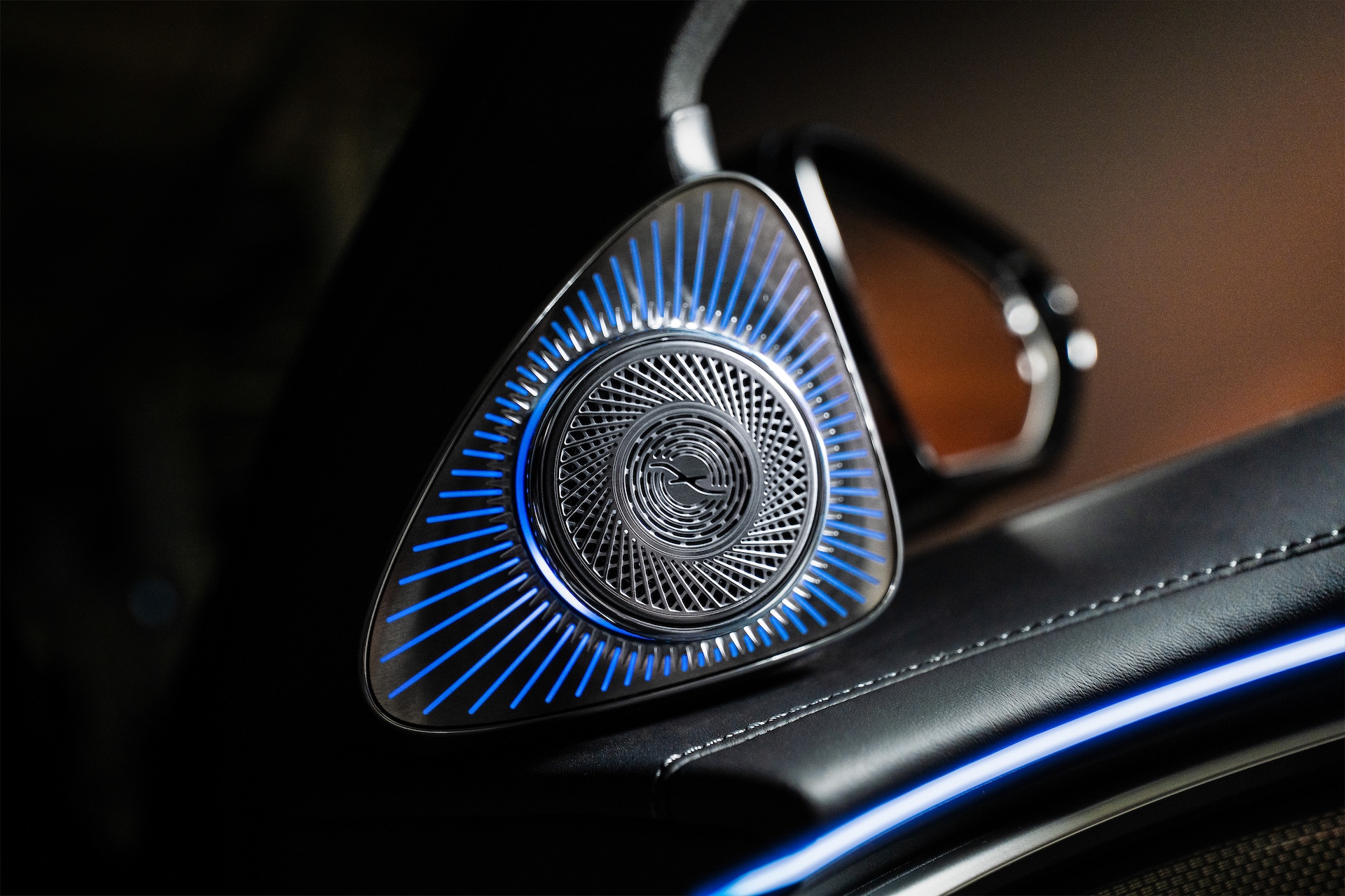 Die neue S-Klasse. Stuttgart, 2026. Lackfarbe: MANUFAKTUR black sparkling Exterieur: AMG Line Interieur: MANUFAKTUR tiefweiß / schwarz; Exklusiv-Paket The new S-Class. Stuttgart, 2026. Exterior colour: MANUFAKTUR black sparkling Exterior: AMG Line Interior: MANUFAKTUR deep white/black; Exclusive Package