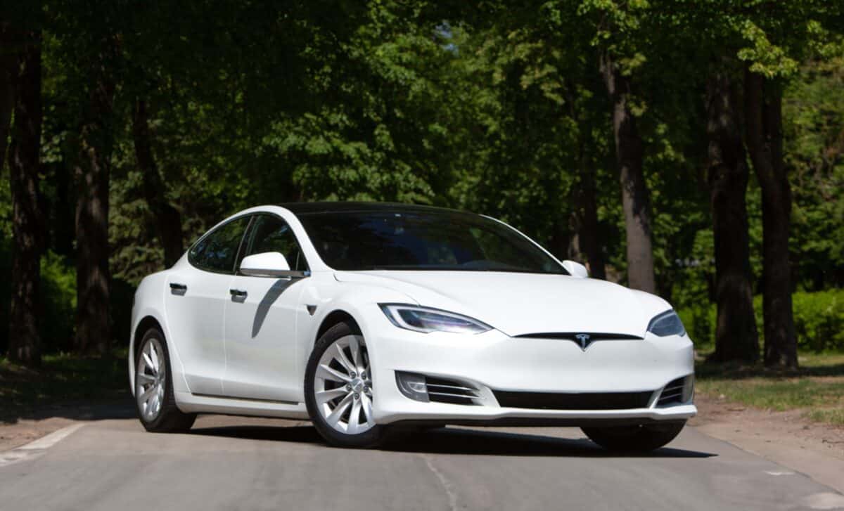 Tesla S And X Sales Fall In 2025 As Revenue Dips And Byd Becomes Top Ev Maker. © Shutterstock