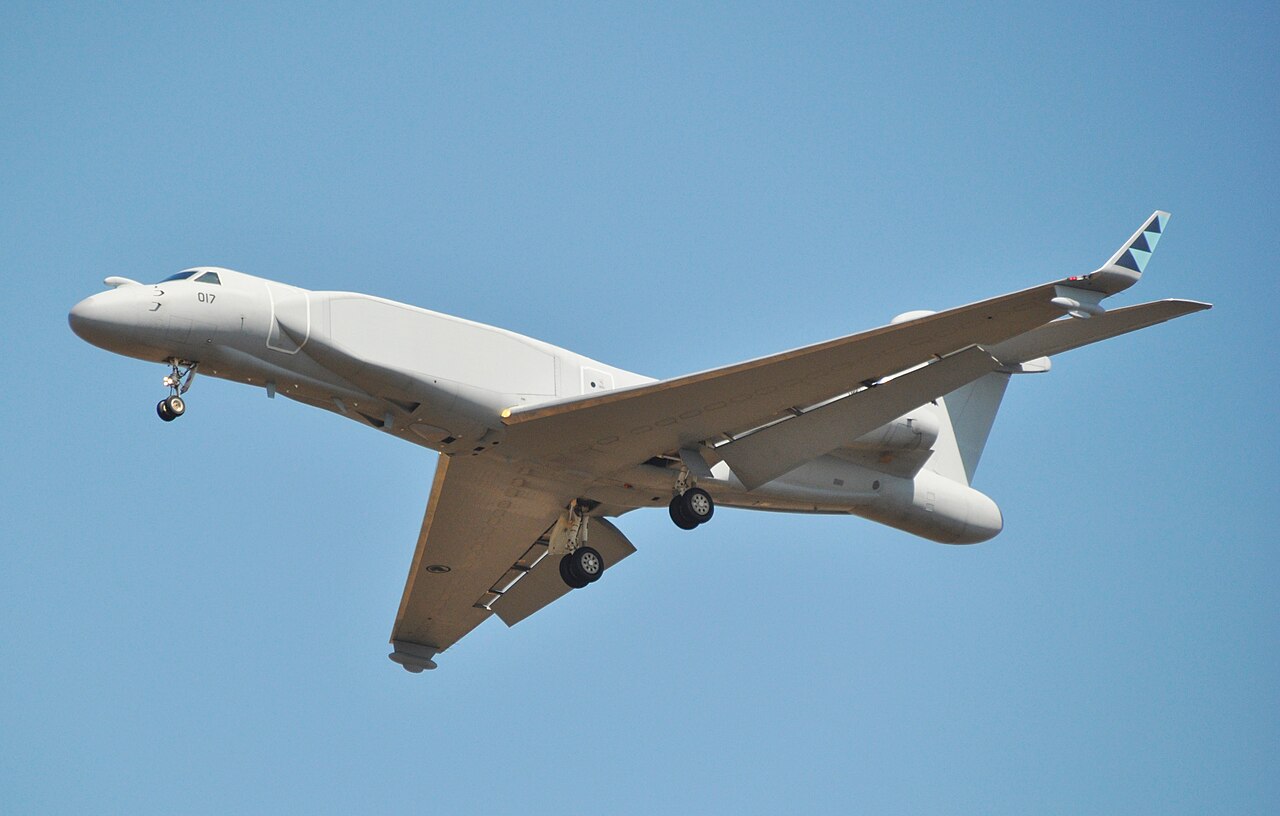 File:RSAF Gulfstream IAI G550 CAEW (cropped).jpg - Wikimedia Commons