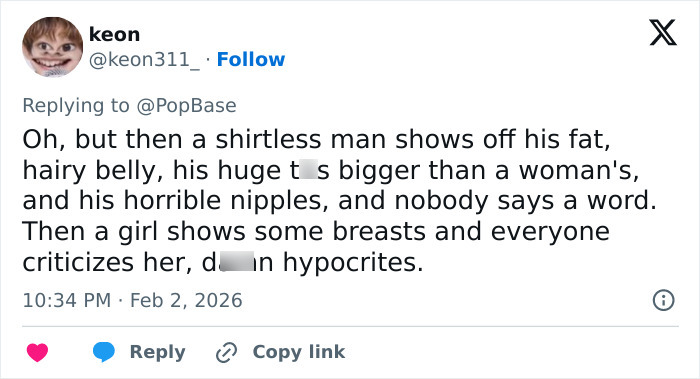 Social media user criticizes double standards after Chappell Roan Grammys look sparked outrage and discussion online. Social media user criticizes double standards after Chappell Roan Grammys look sparked outrage and discussion online.