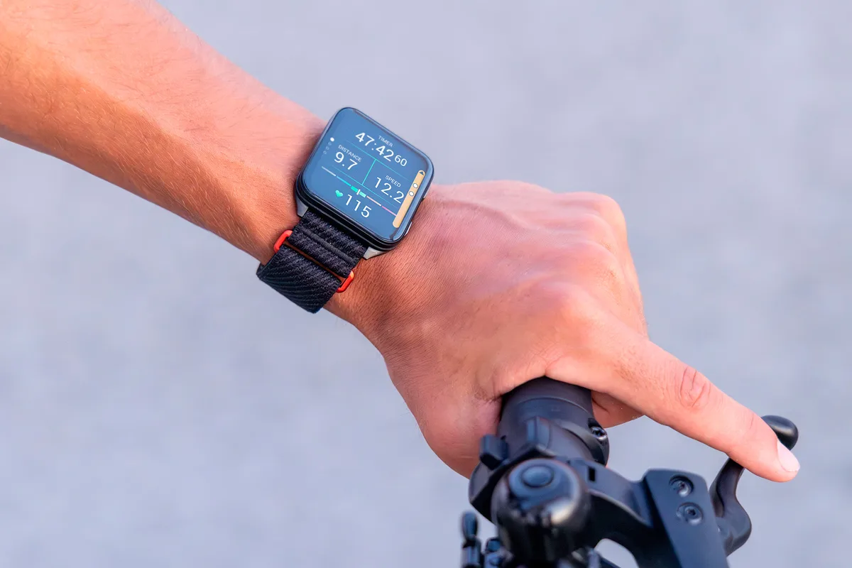 Garmin Varia RearVue 820 with watch alert