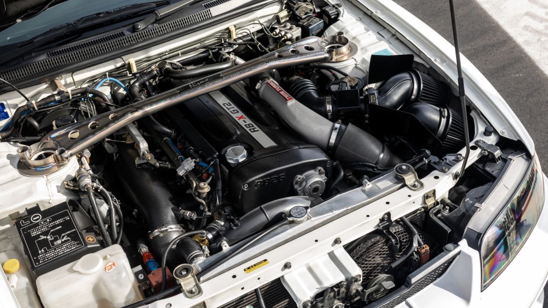 1996 Nissan Skyliner GT-R Nismo 400R engine.