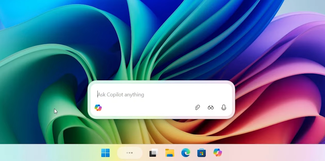 Taskbar Copilot floating when typing
