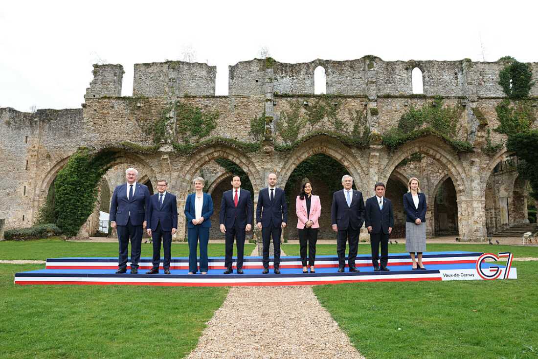 (From L) Ukraine's Foreign Minister Andriy Sybiga, Germany's Foreign Minister Johann Wadephul, Britain's Foreign Secretary Yvette Cooper, US Secretary of State Marco Rubio, France's Foreign Affairs Minister Jean-Noel Barrot, Canada's Foreign Minister Anita Anand, Italy's Foreign Minister Antonio Tajani, Japan's Foreign minister Toshimitsu Motegi and EU High Representative and Vice-President for Foreign Affairs and Security Policy Kaja Kallas pose for a family picture during a G7 Foreign Ministers' meeting at the Vaux-de-Cernay Abbey in Cernay-la-Ville outside Paris, on March 27, 2026.