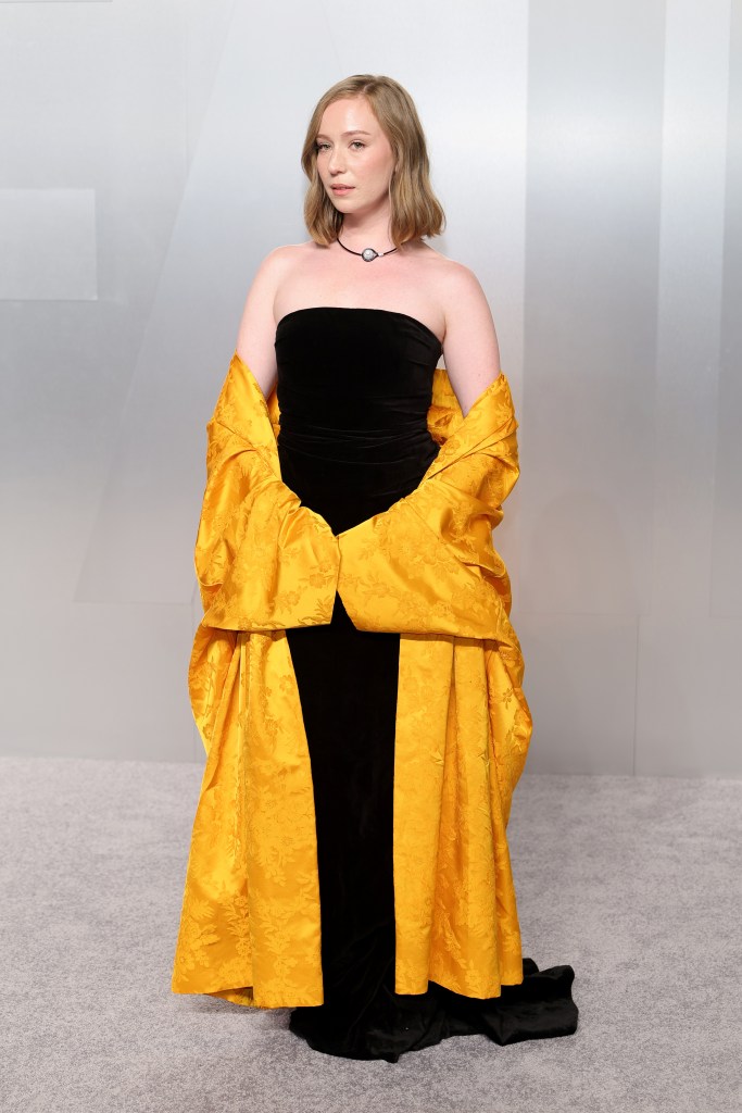Hannah Einbinder attends the 2026 Vanity Fair Oscar Party