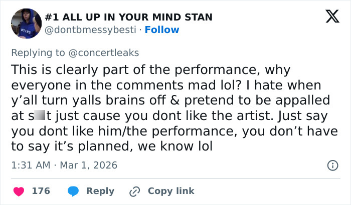 Tweet discussing a controversial moment during a singer's performance at the Brit Awards viral video. Tweet discussing a controversial moment during a singer's performance at the Brit Awards viral video.