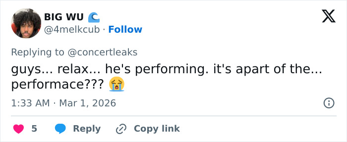 Tweet showing a reaction to the chaos at Brit Awards as singer gets pushed off stage mid performance. Tweet showing a reaction to the chaos at Brit Awards as singer gets pushed off stage mid performance.