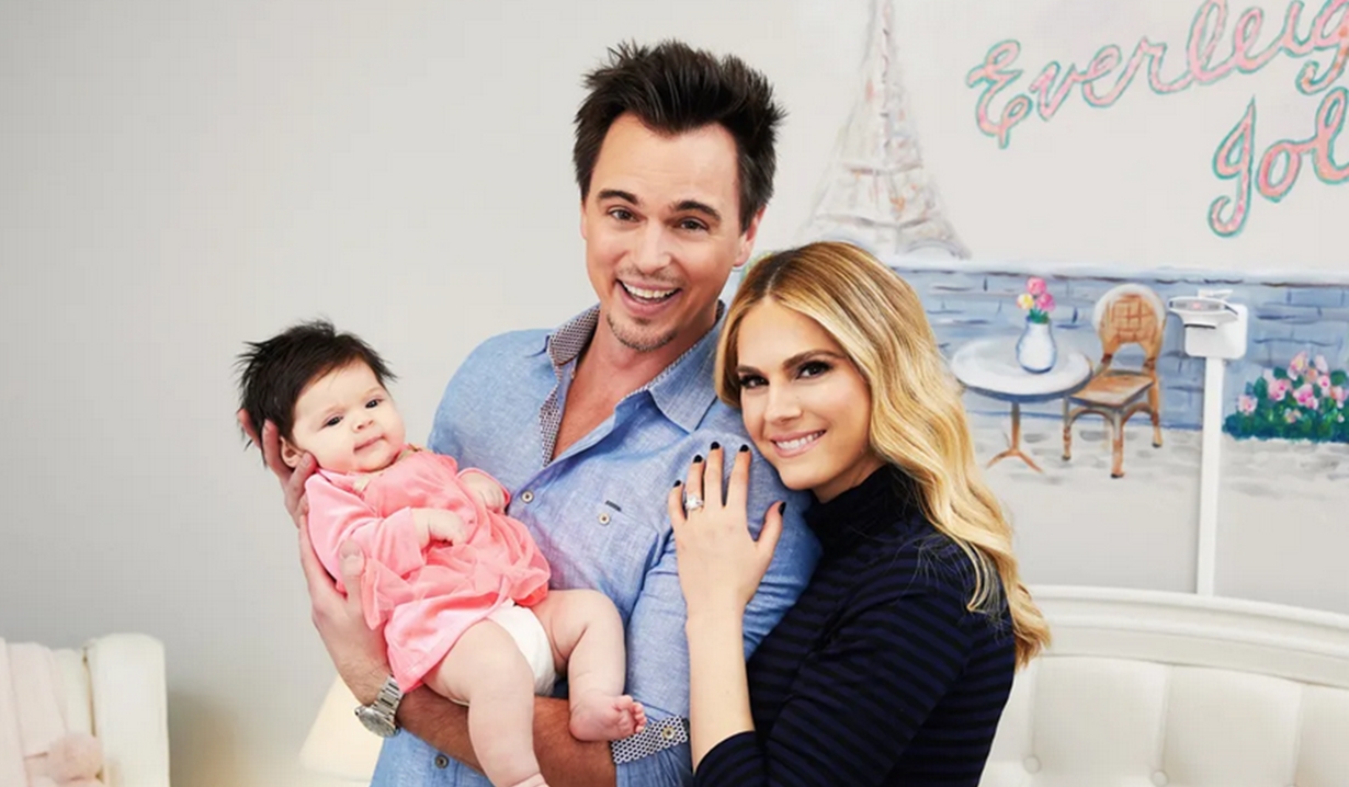 Everleigh, Darin Brooks, Kelly Kruger smile nursery Bold and Beautiful, Young and Restless