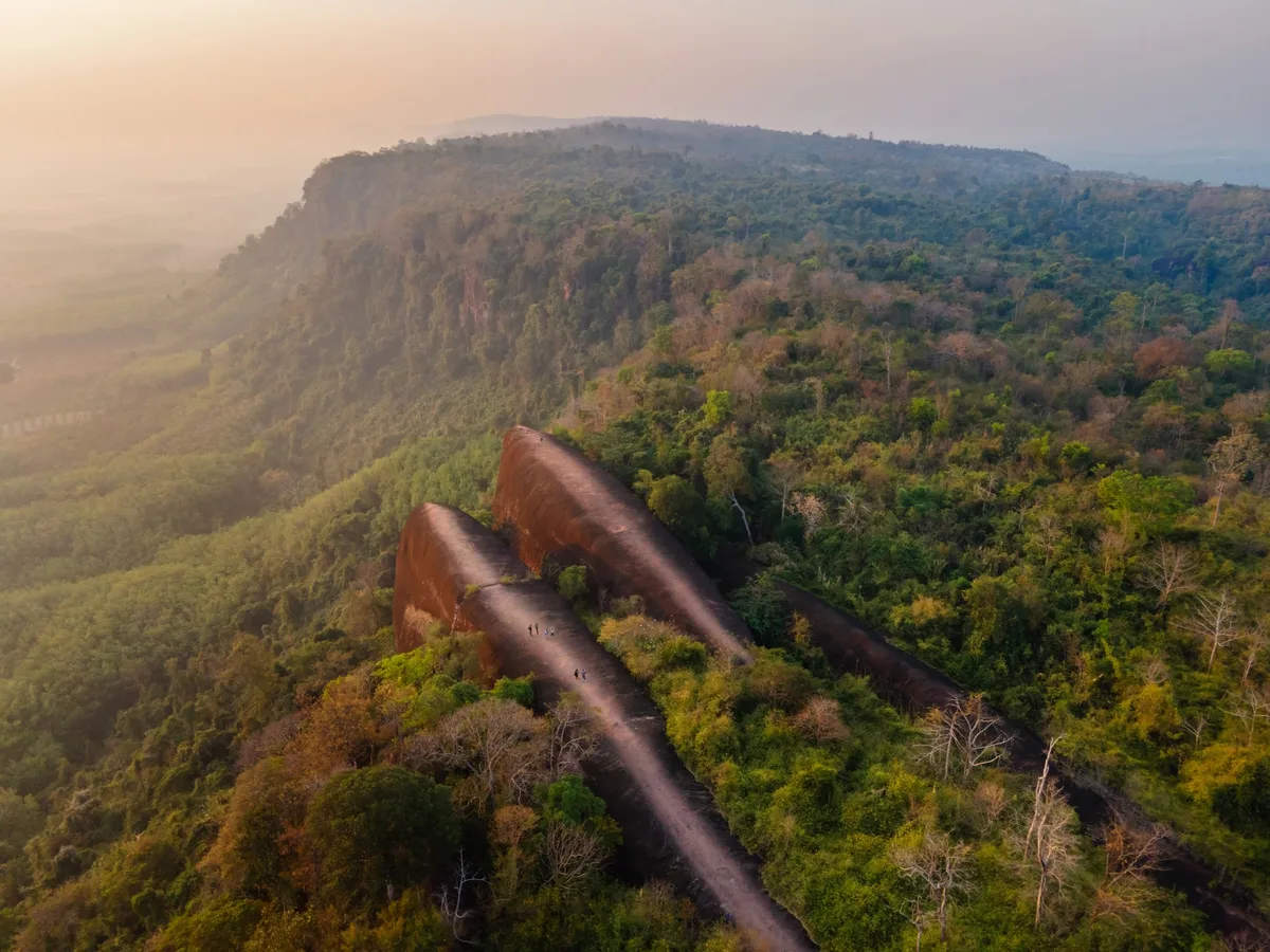 Hin Sam Wan – Three Whale Rock.