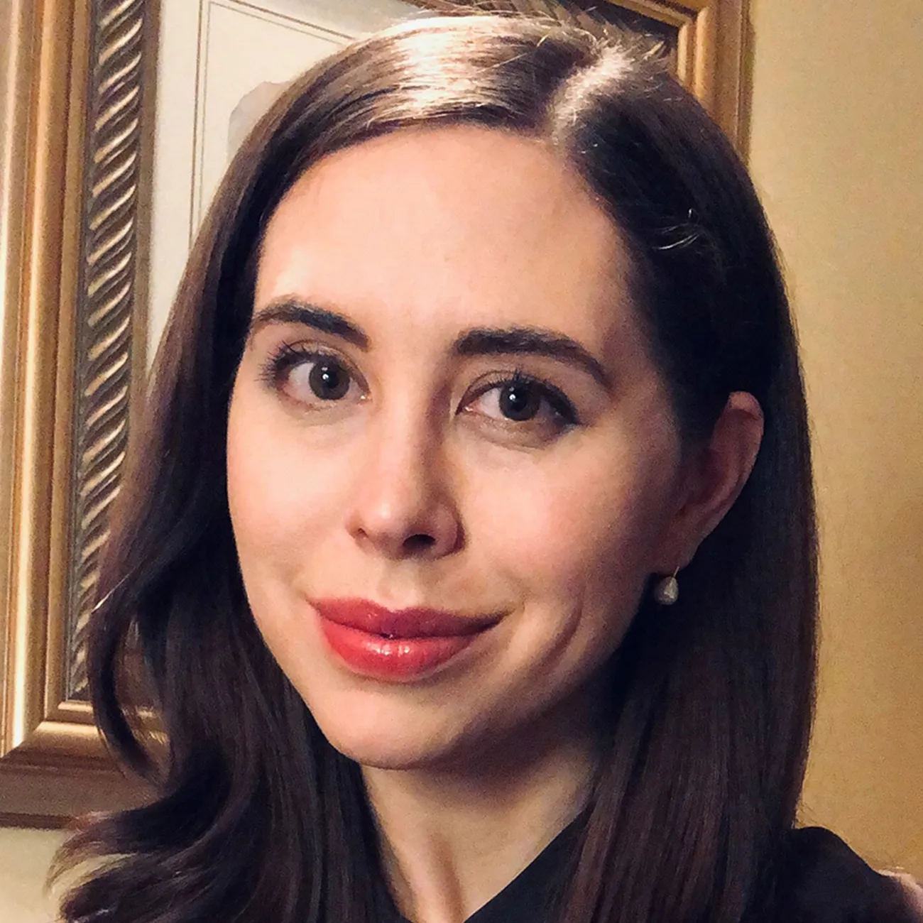 Lindsey Bahr headshot