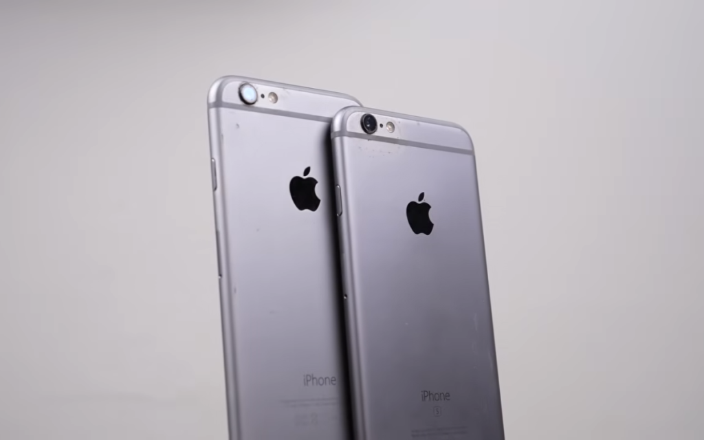 A tech enthusiast who bought a bunch of used Apple products off a stranger in a car park was left pleasantly surprised by the haul