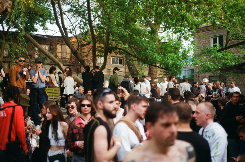 Due to the nighttime curfew, raves now take place during the day.