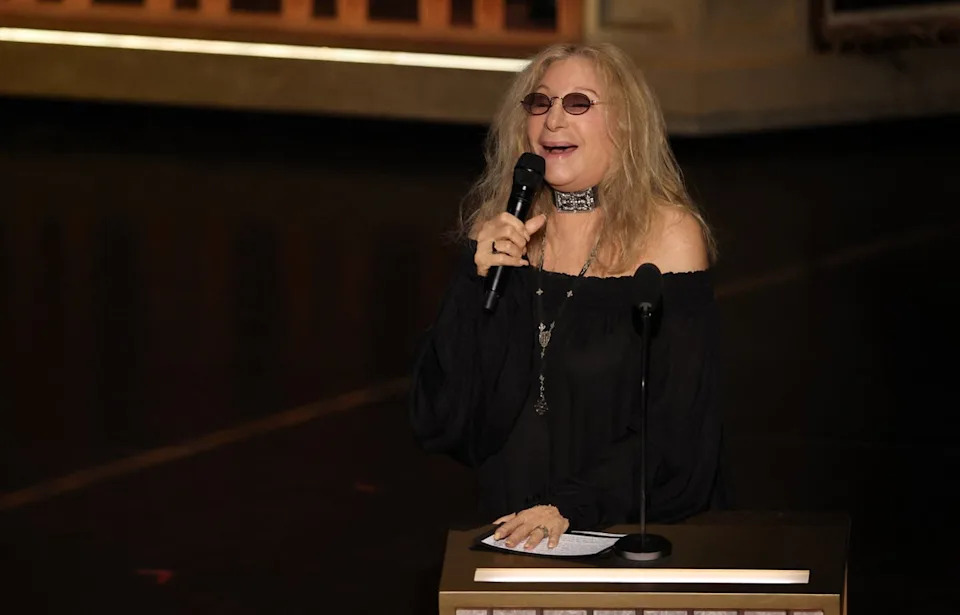 Barbra Streisand honored her late 'The Way We Were' co-star Robert Redford with a performance of the 1973 film's title song (AFP via Getty Images)