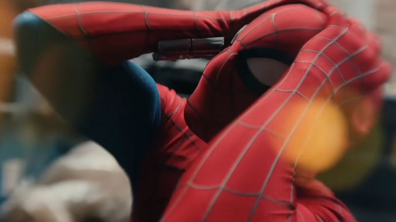 Spider-Man clasping his head in Spider-Man: Brand New Day