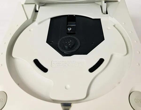 GD-ROM drive with Dreamcast